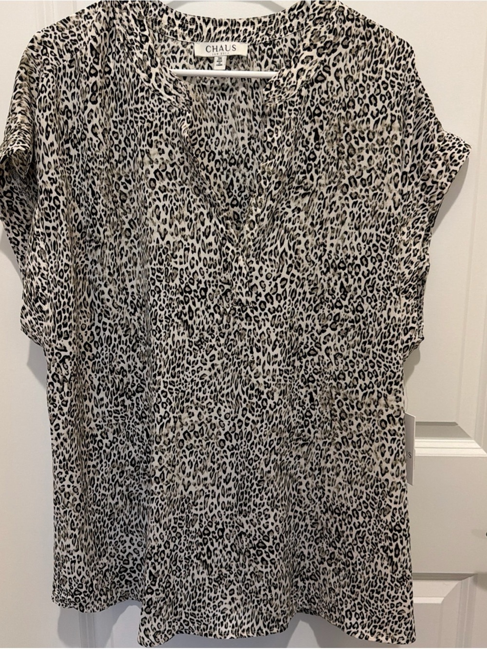 Chaus Black and White Leopard Print V-Neck Blouse NWT